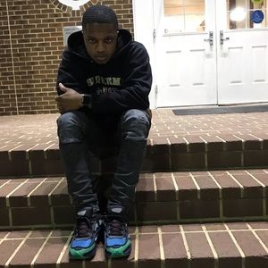 Meet your Posher, Justin